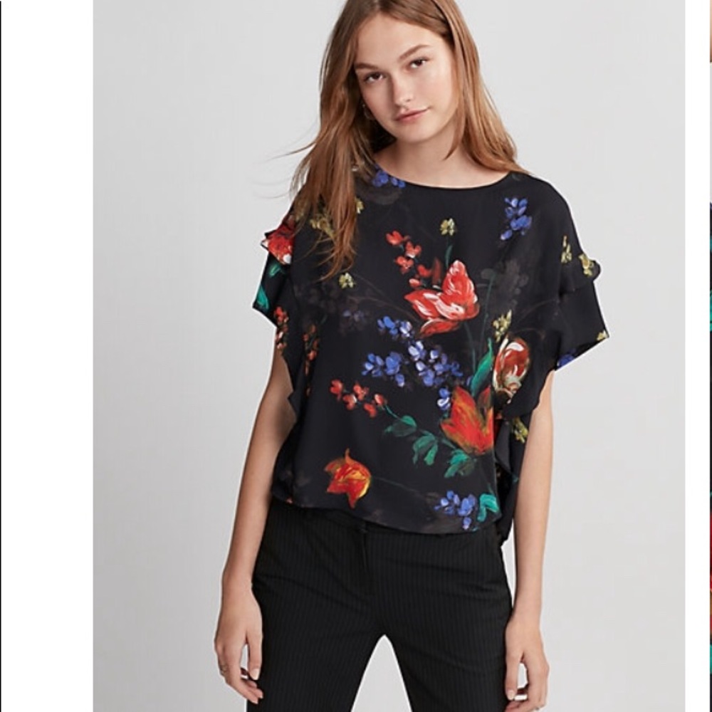 EXPRESS Floral Ruffle Boxy Tee